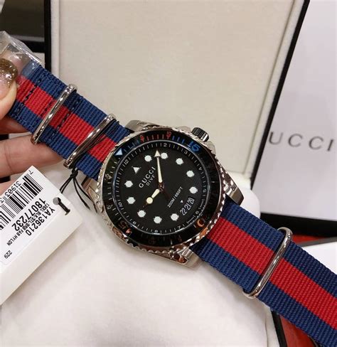นาฬิกา gucci dive ราคา